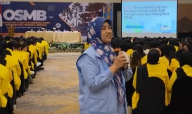Tanamkan Nilai Integritas, Ketua FORPAK Banten Ratu Syafitri Muhayati Ajak Mahasiswa Baru Tumbuhkan Sikap Antikorupsi